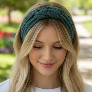 Forest Green Chunky Swiss Dot Sailor Knot Headband , New Without Tag